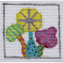 Load image into Gallery viewer, Bag Tags: Flower Pot on 13 mesh -SU 577-13
